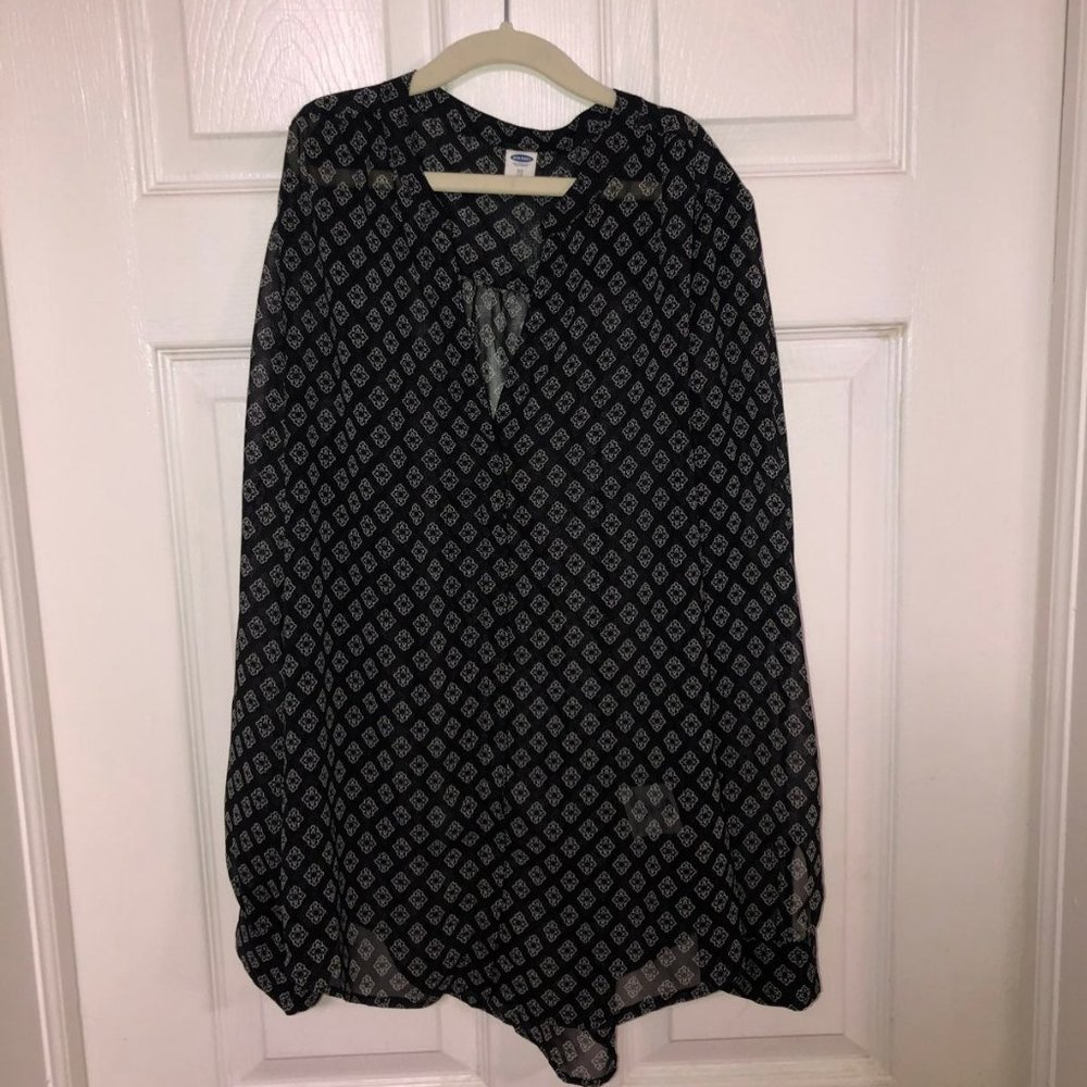 Old Navy blouse; NWT; XS